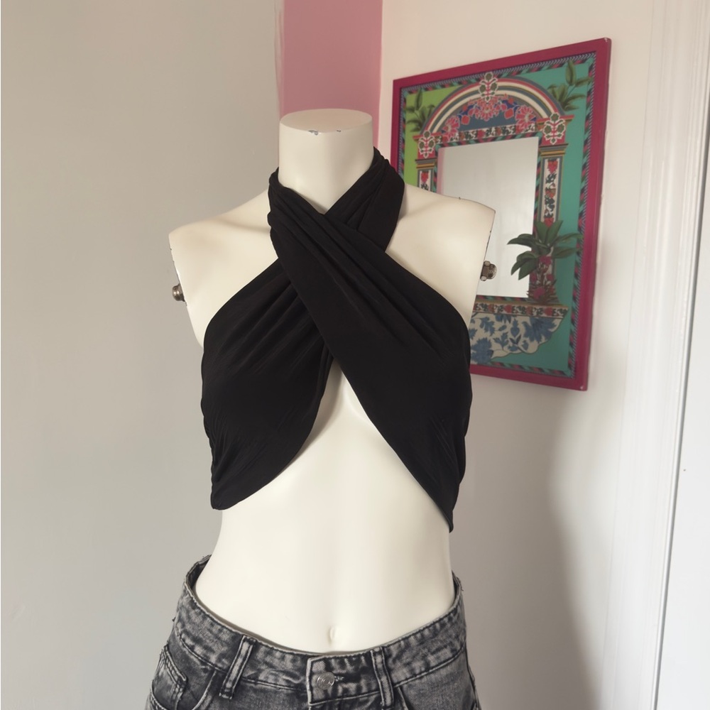 Fashion Nova Women's Black Versatile Tie Top